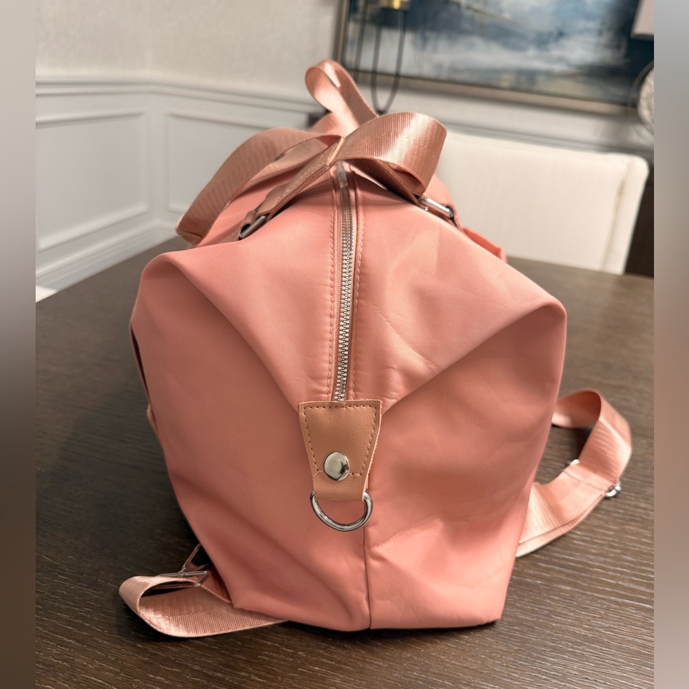 ALO Yoga Blush Pink Travel Bag - Picture 5 of 8